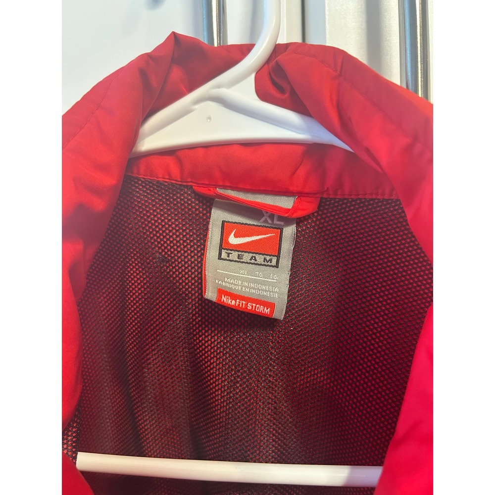 Nike Team Fit Storm Red Windbreaker Jacket Full Zip Mens XL Embroidered Logo - Picture 6 of 9